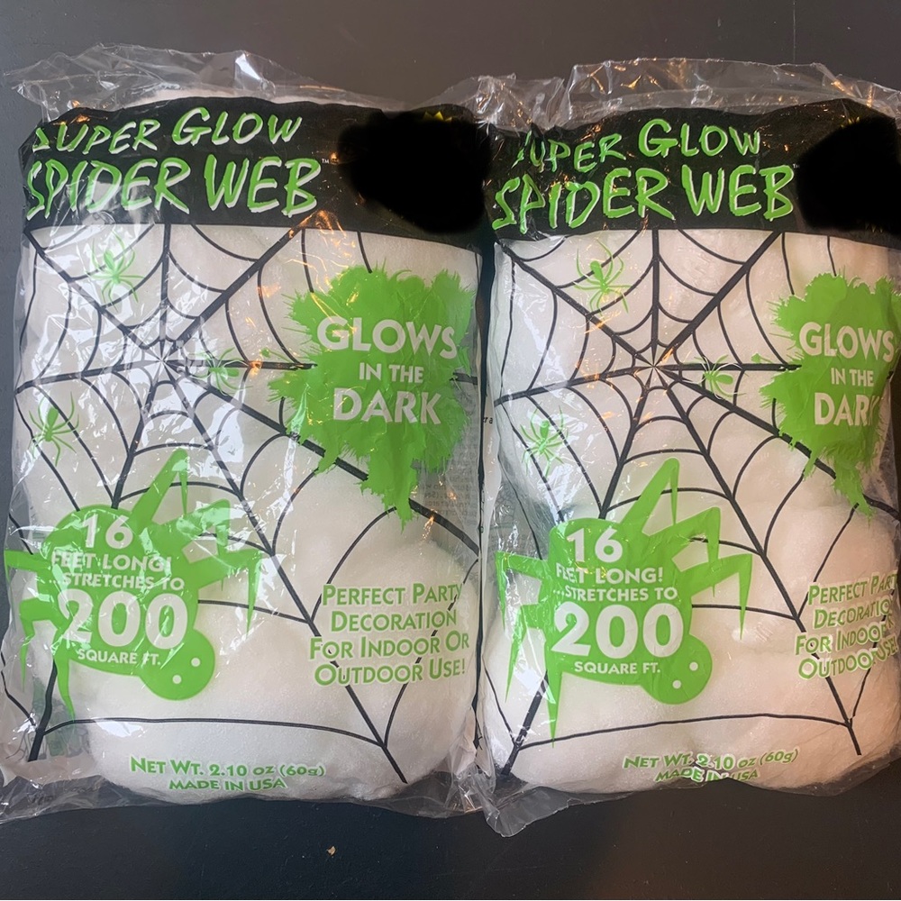 Lot 2 Stretch Spider Web Halloween 400 SQ FT Hanging Decoration Glow-in-the-Dark